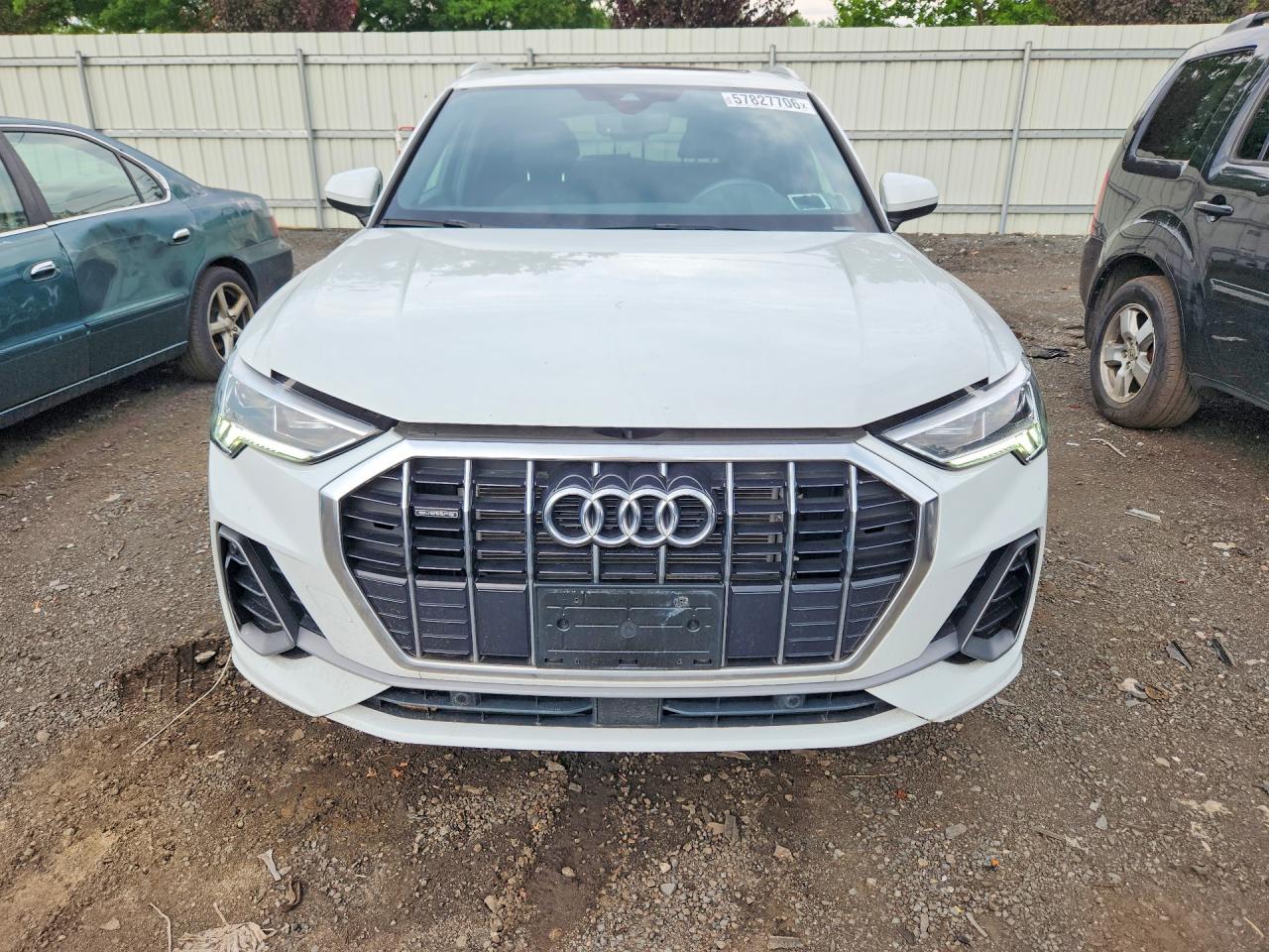 2024 AUDI Q3 S Line quattro Premium