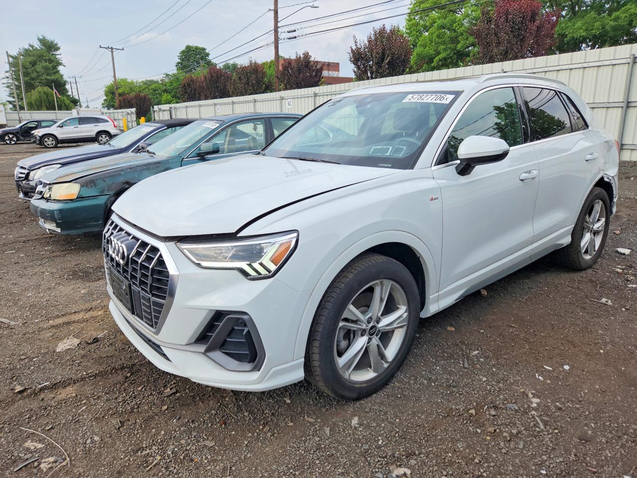 2024 AUDI Q3 S Line quattro Premium