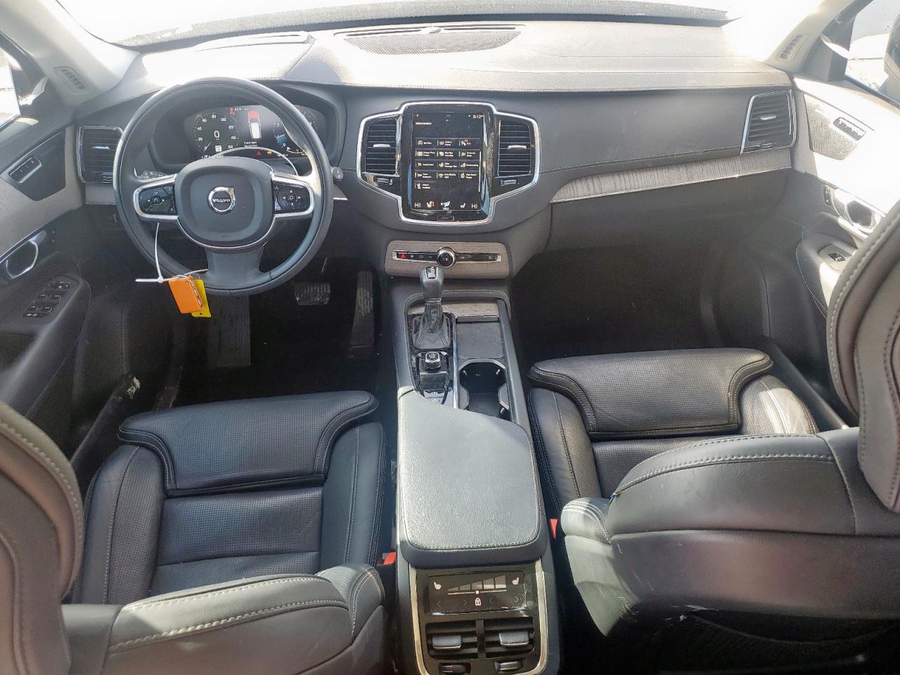 2022 VOLVO XC90 Inscription