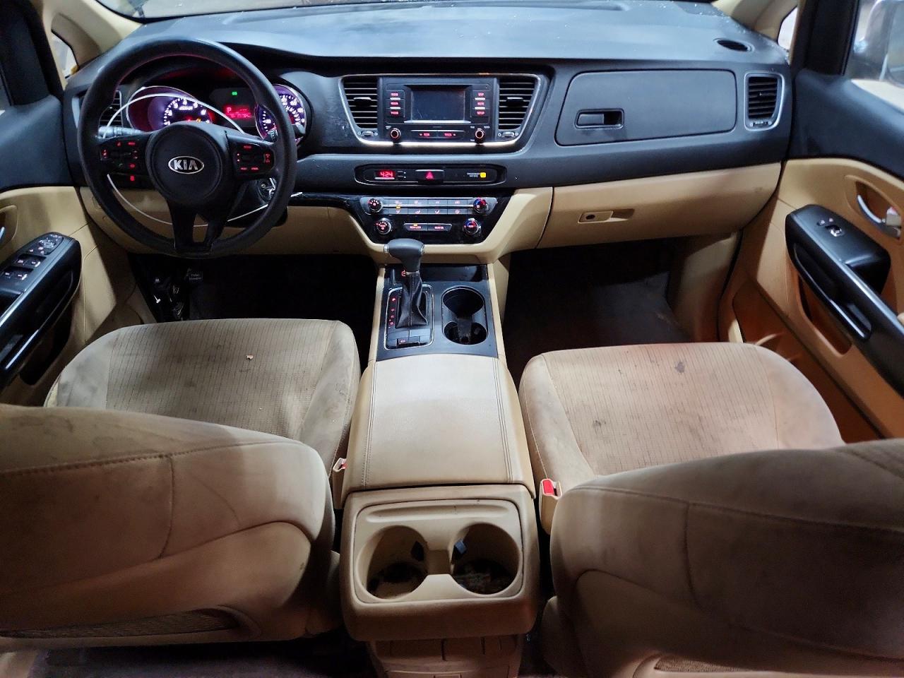 2018 KIA SEDONA LX