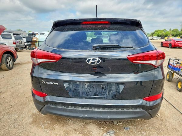 2018 HYUNDAI TUCSON SE Standard