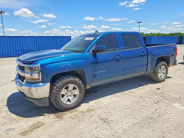 2018 CHEVROLET SILVERADO LT — Front 3/4