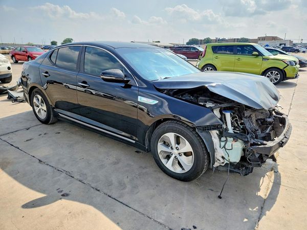 2016 KIA OPTIMA GL - Middle-low