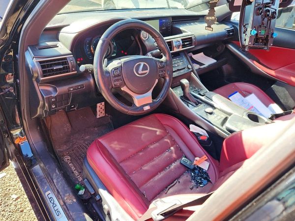 2019 LEXUS IS 300