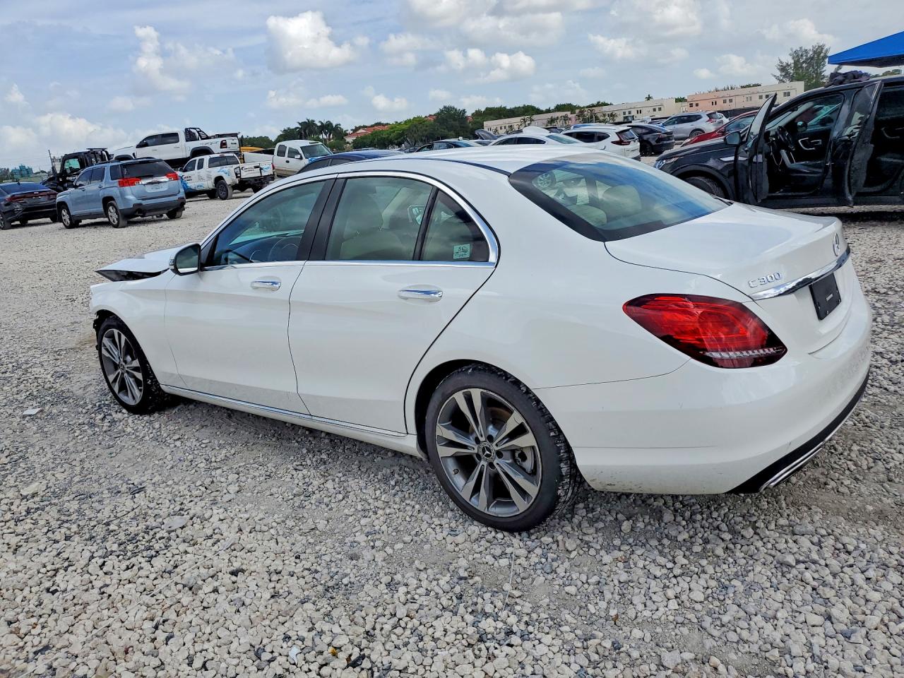 2020 MERCEDES-BENZ C C300