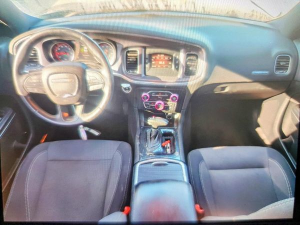 2016 DODGE CHARGER SE