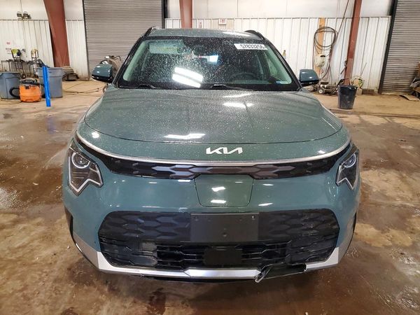 2023 KIA NIRO Wind