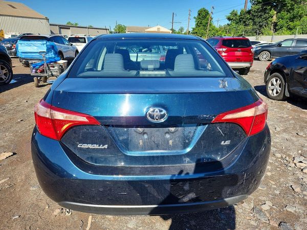 2017 TOYOTA COROLLA