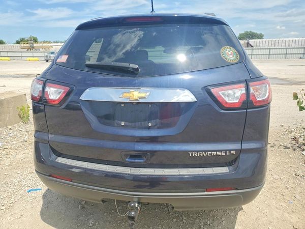 2015 CHEVROLET TRAVERSE LS