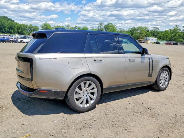 2025 LAND ROVER RANGE ROVER SE