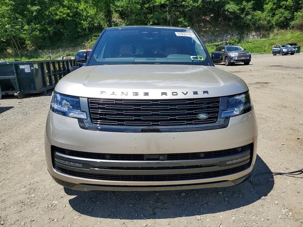 2025 LAND ROVER RANGE ROVER SE