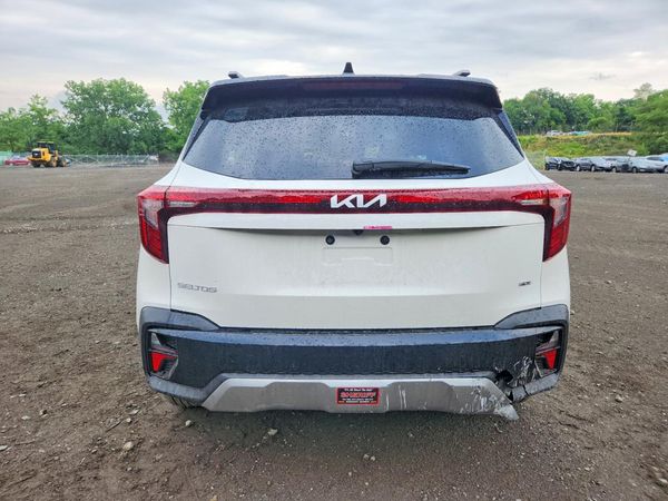 2025 KIA SELTOS S, X-Line
