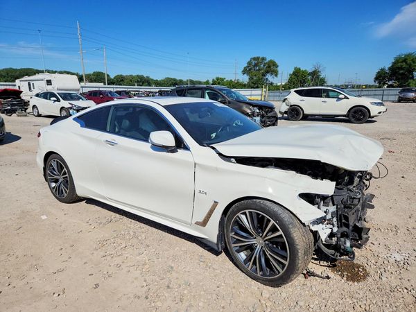 2017 INFINITI Q60