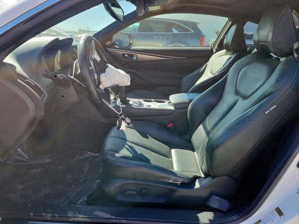 2017 INFINITI Q60