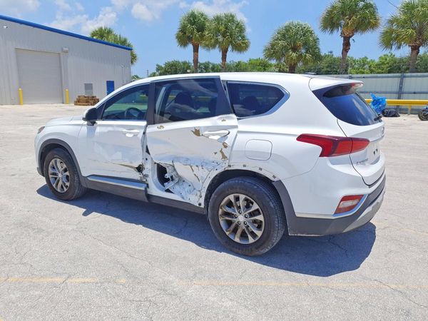 2020 HYUNDAI SANTA FE SE