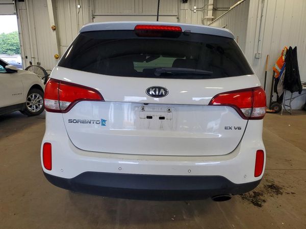 2015 KIA SORENTO GLS