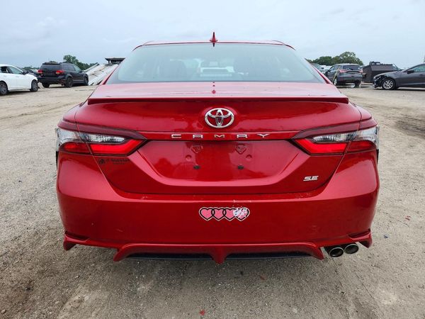 2024 TOYOTA CAMRY
