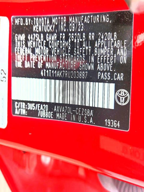 2024 TOYOTA CAMRY