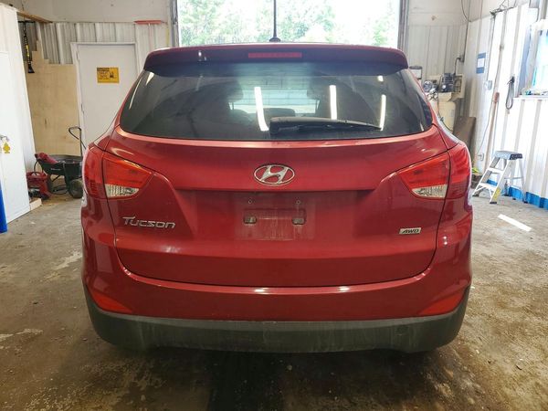2015 HYUNDAI TUCSON GL (Middle-Low)