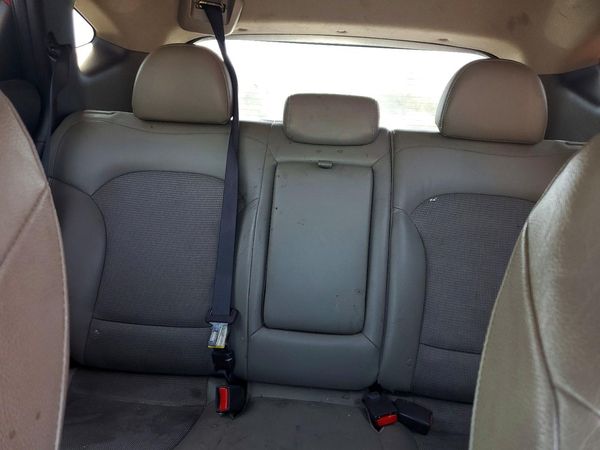 2015 HYUNDAI TUCSON GL (Middle-Low)