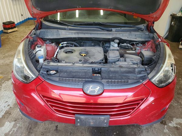 2015 HYUNDAI TUCSON GL (Middle-Low)