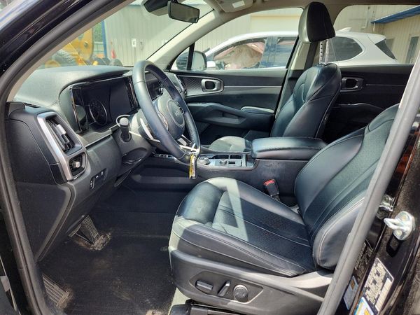 2022 KIA SORENTO S