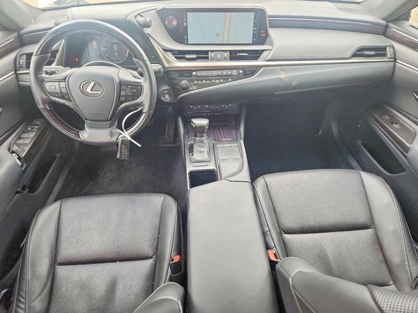 2019 LEXUS ES 350
