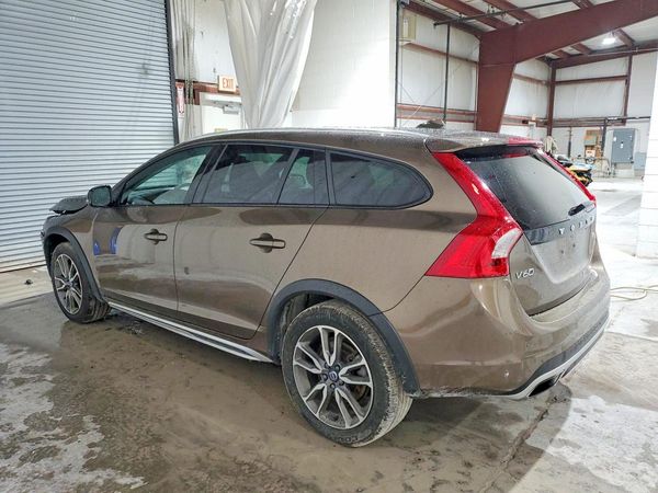 2016 VOLVO V60 CROSS COUNTRY