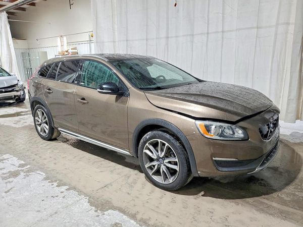 2016 VOLVO V60 CROSS COUNTRY