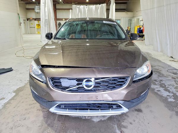 2016 VOLVO V60 CROSS COUNTRY