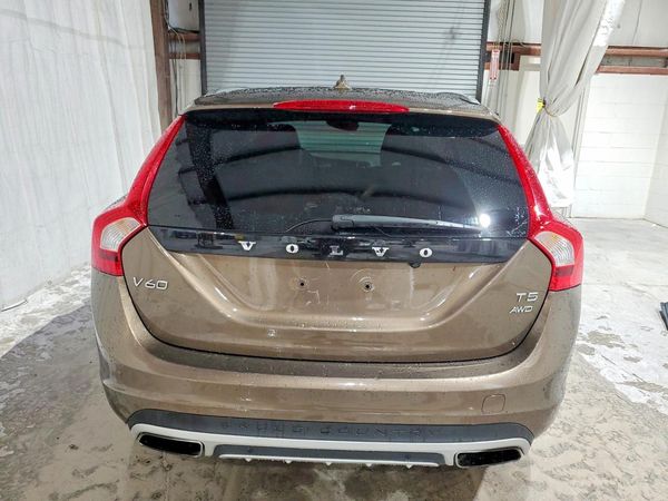 2016 VOLVO V60 CROSS COUNTRY