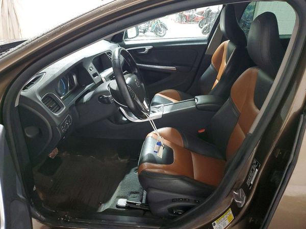 2016 VOLVO V60 CROSS COUNTRY