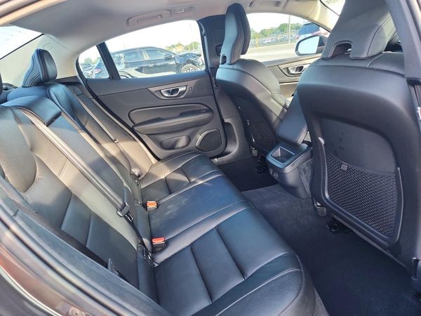 2024 VOLVO S60 Plus Dark