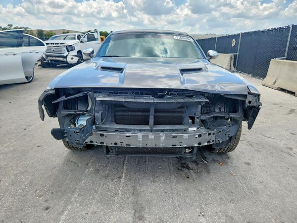 2019 DODGE CHALLENGER SXT