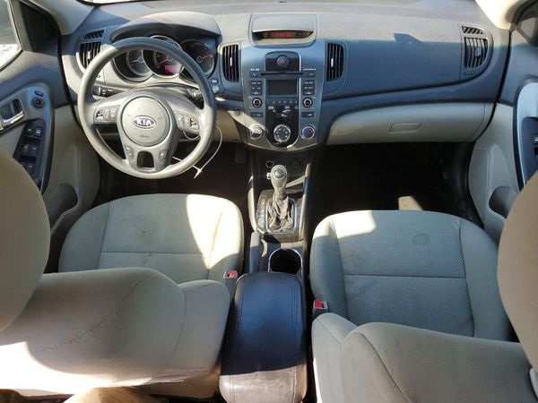 2013 KIA FORTE