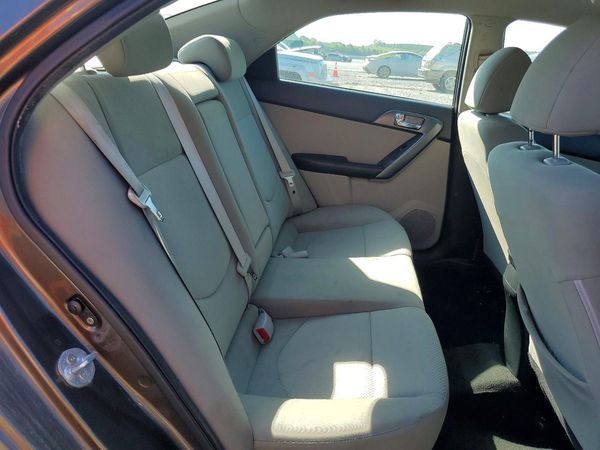 2013 KIA FORTE
