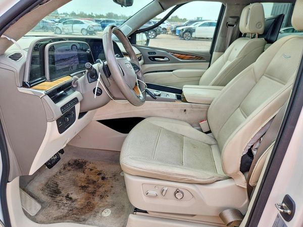 2021 CADILLAC ESCALADE