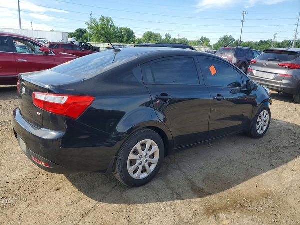 2015 KIA RIO GL - Middle-low