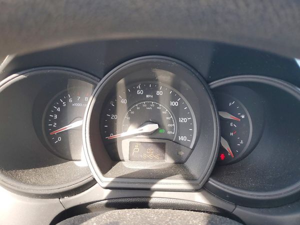 2015 KIA RIO GL - Middle-low