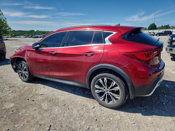 2017 INFINITI QX30