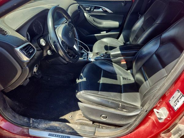 2017 INFINITI QX30