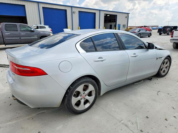2017 JAGUAR XE