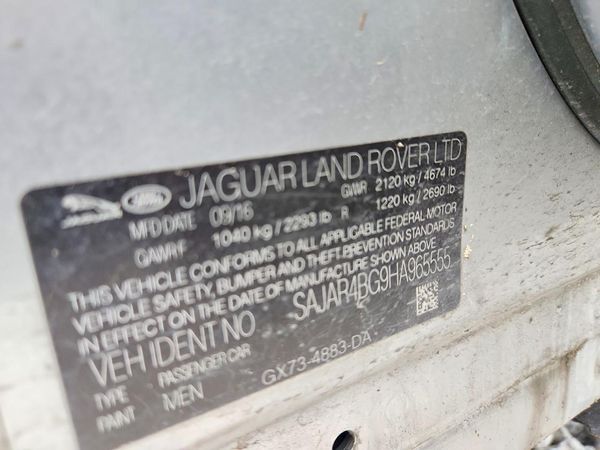 2017 JAGUAR XE
