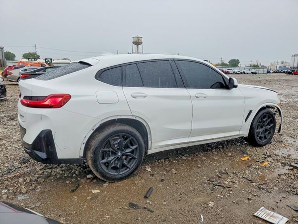 2025 BMW X4 xDrive 30i