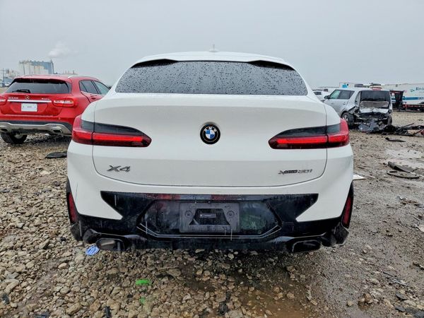 2025 BMW X4 xDrive 30i