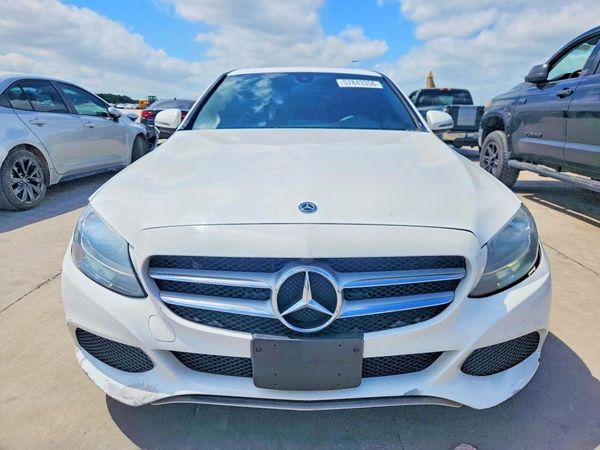 2018 MERCEDES-BENZ C C300