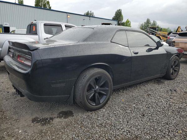 2018 DODGE CHALLENGER SXT