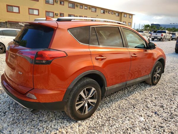 2016 TOYOTA RAV4