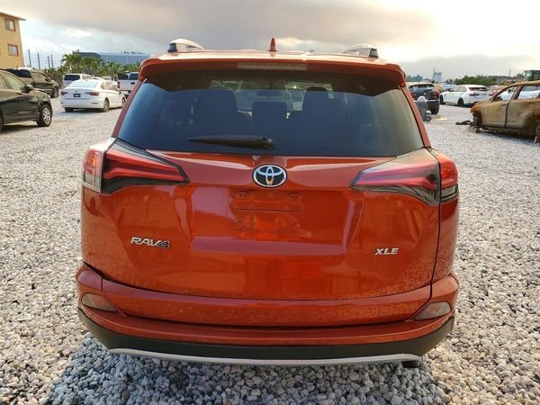 2016 TOYOTA RAV4