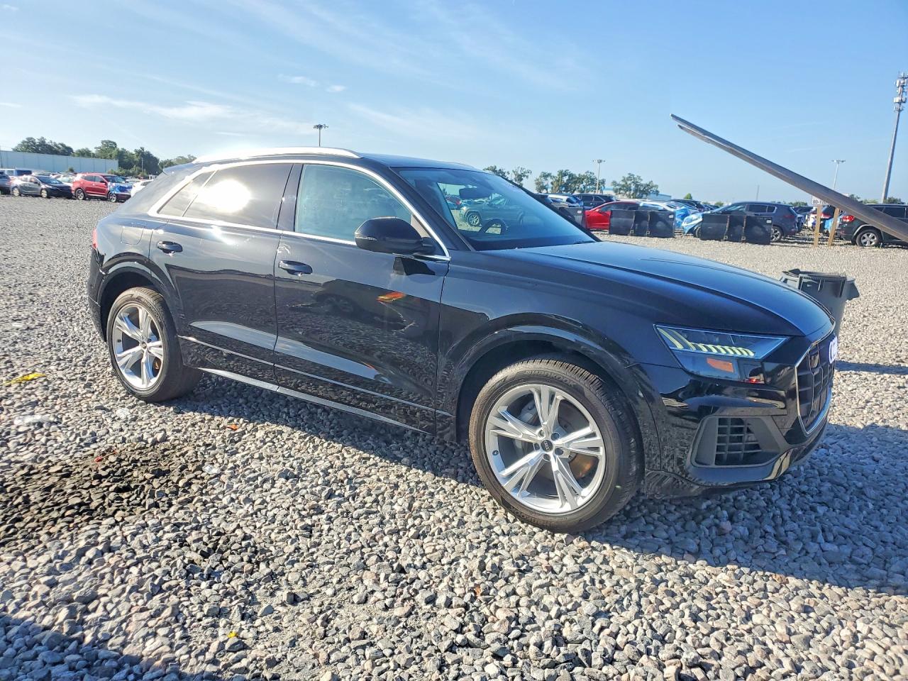 2023 AUDI Q8